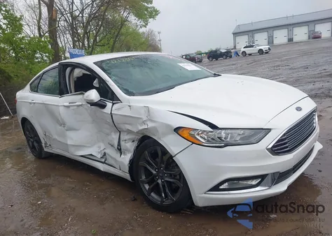 2018 Ford Fusion Hybrid Se из США, поврежденный, VIN 3FA6P0LU3JR124906